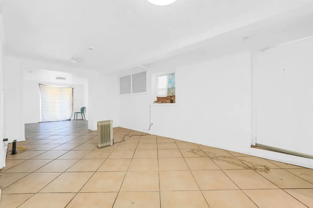 276 Emerson Avenue Bronx NY 10465
