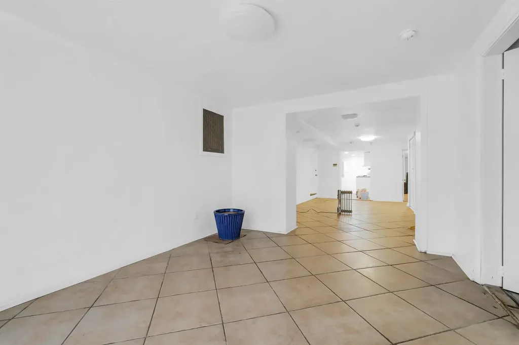 276 Emerson Avenue Bronx NY 10465