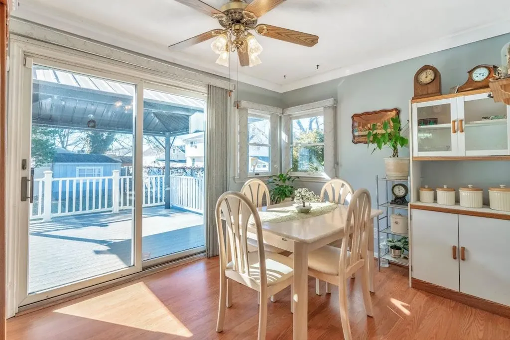 168 Arnold Avenue West Babylon NY 11704