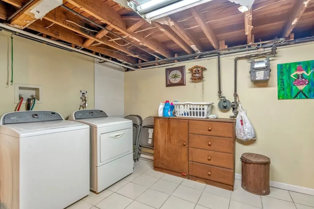168 Arnold Avenue West Babylon NY 11704