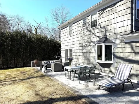49 Spencer Drive New Rochelle NY 10801