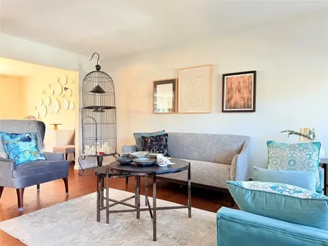49 Spencer Drive New Rochelle NY 10801