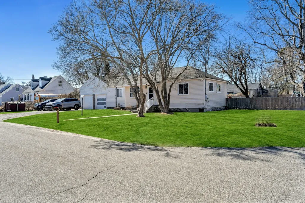 60 Washington Drive Mastic Beach NY 11951