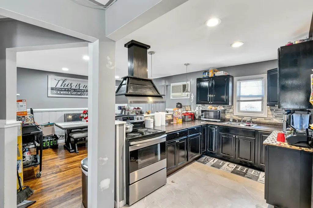 60 Washington Drive Mastic Beach NY 11951