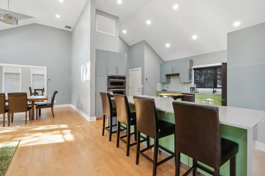 261 Wilmot Drive Hewlett NY 11557