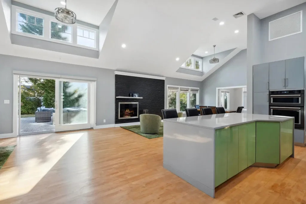 261 Wilmot Drive Hewlett NY 11557
