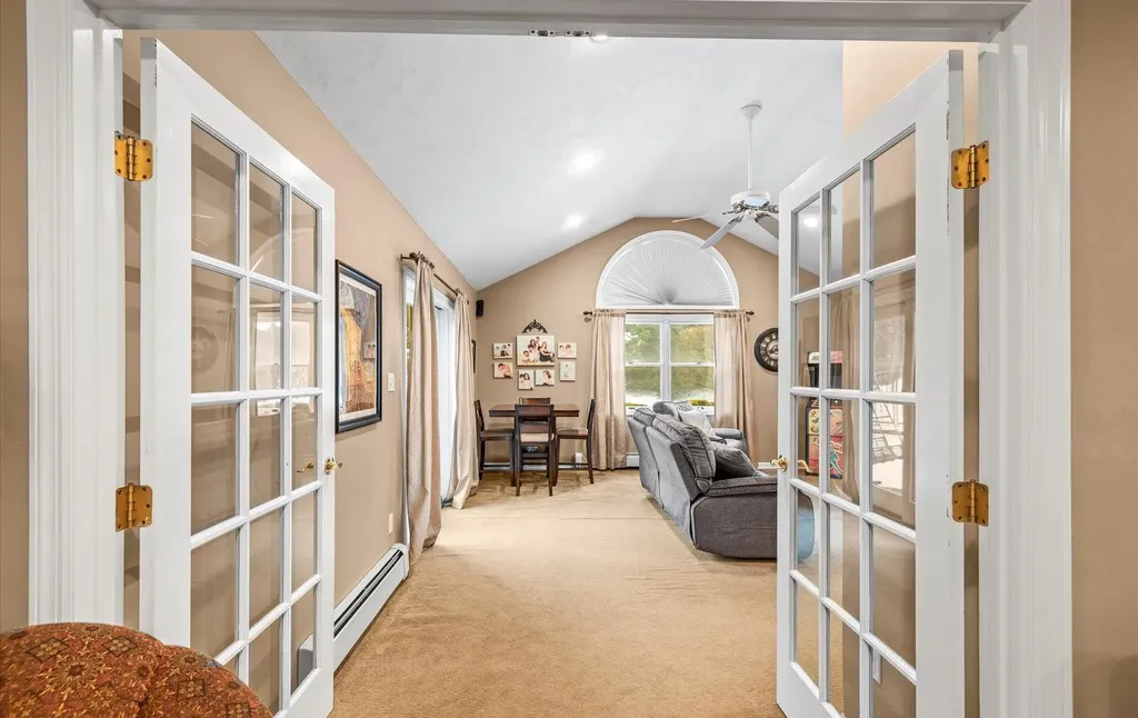 19 Timber Ridge Drive Commack NY 11725