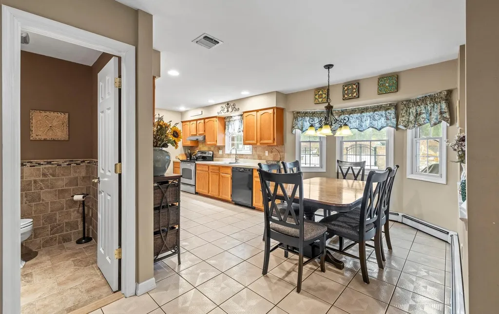 19 Timber Ridge Drive Commack NY 11725