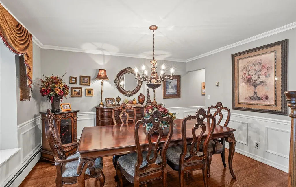 19 Timber Ridge Drive Commack NY 11725