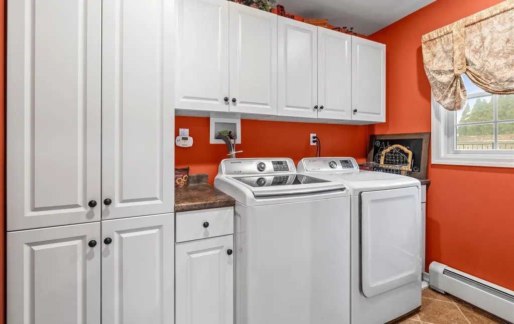 19 Timber Ridge Drive Commack NY 11725
