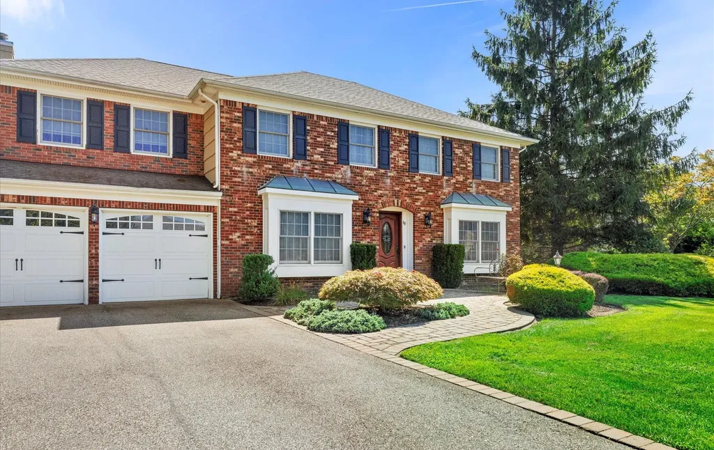 19 Timber Ridge Drive Commack NY 11725
