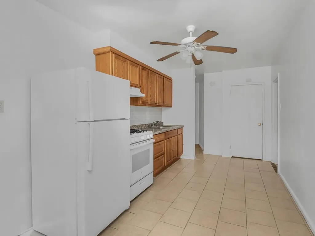 4252 Monticello Avenue Bronx NY 10466