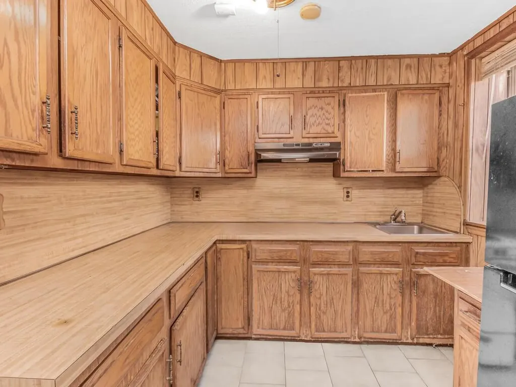4252 Monticello Avenue Bronx NY 10466