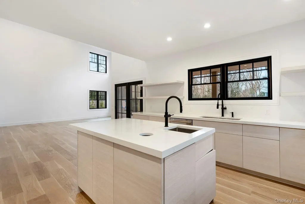 46 Towhee Trail East Hampton NY 11937