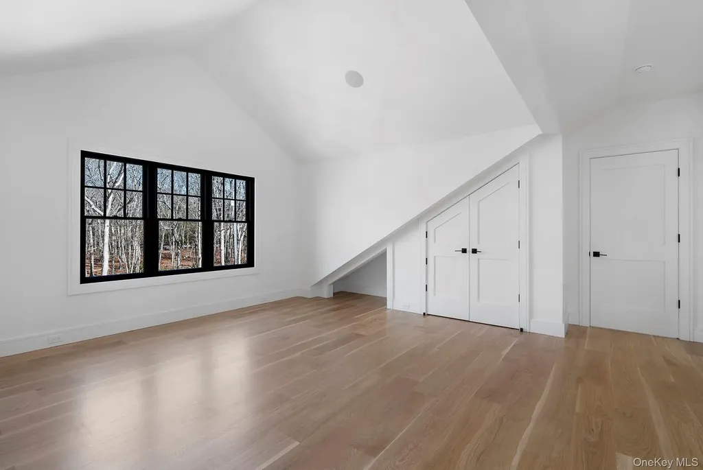 46 Towhee Trail East Hampton NY 11937