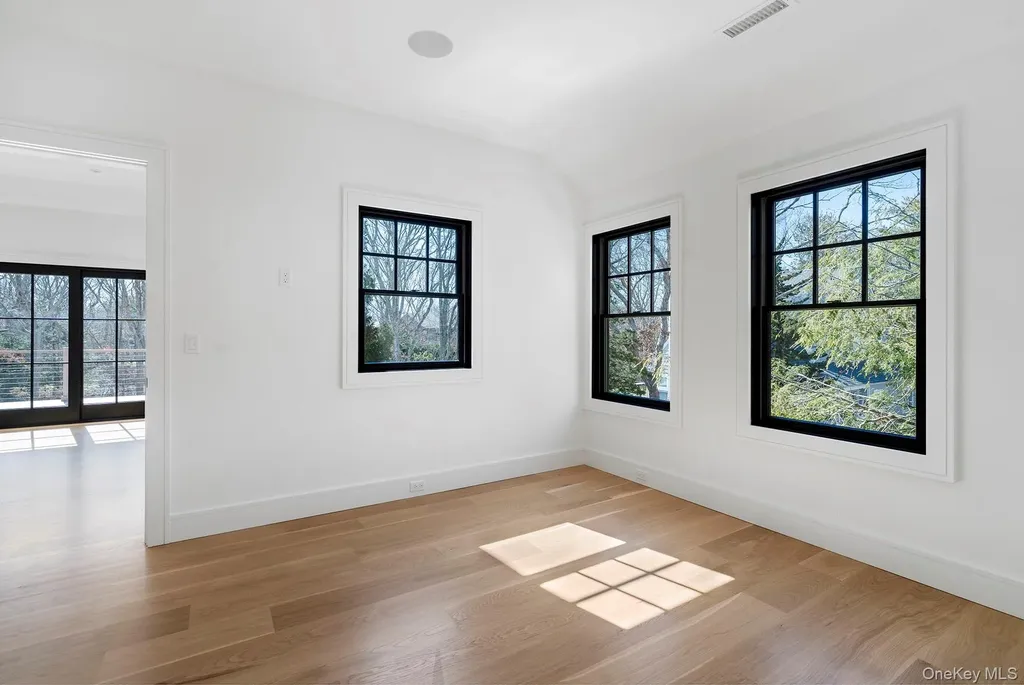 46 Towhee Trail East Hampton NY 11937