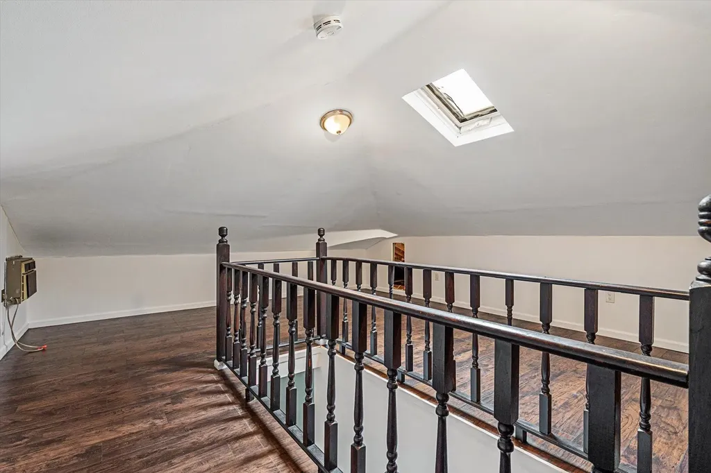 17 Willowbrook Lane Freeport NY 11520