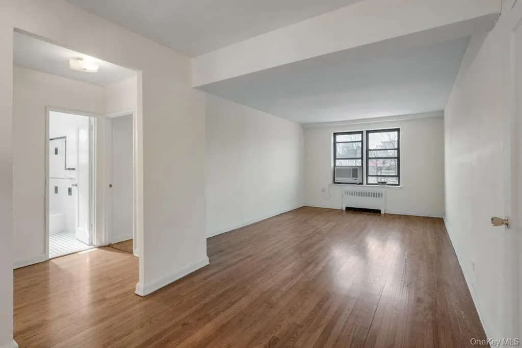 3840 Greystone Avenue Bronx NY 10463