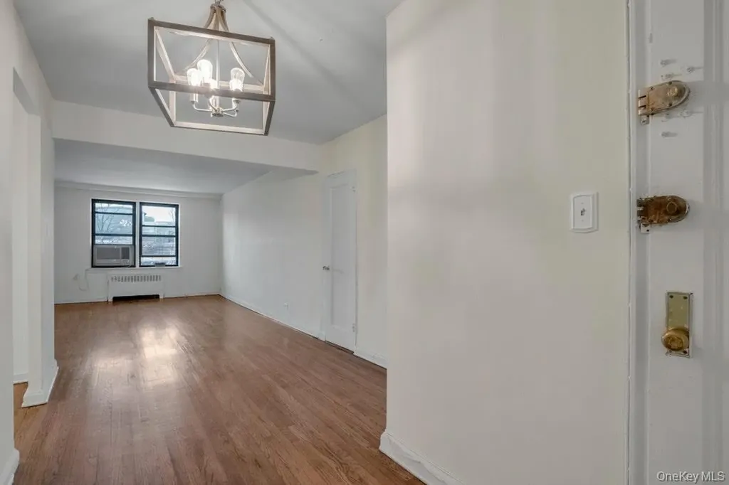 3840 Greystone Avenue Bronx NY 10463