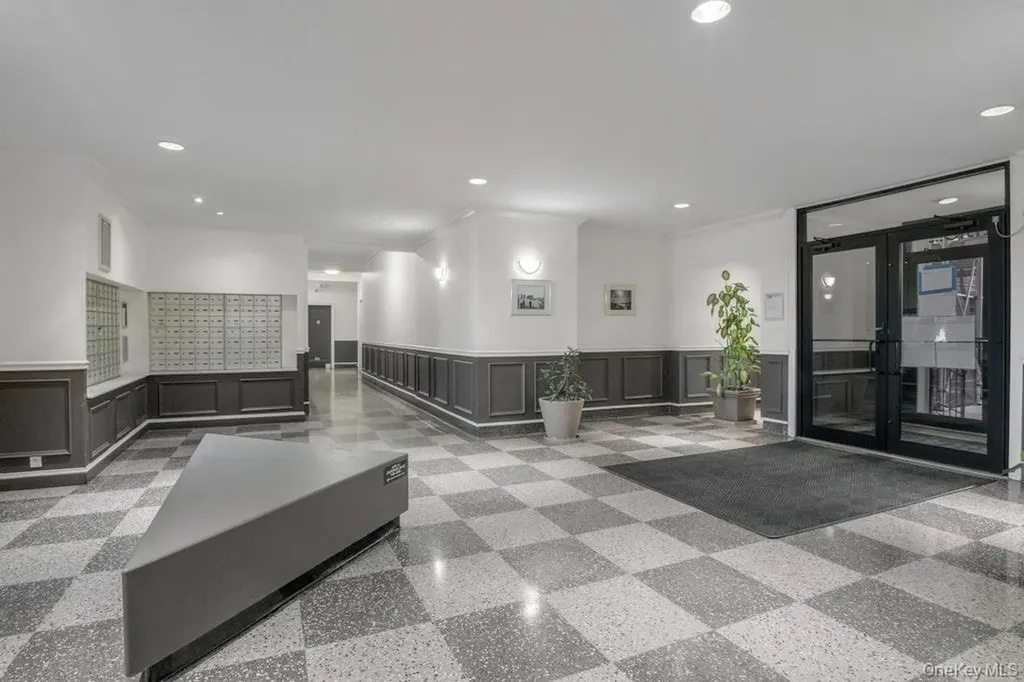 3840 Greystone Avenue Bronx NY 10463