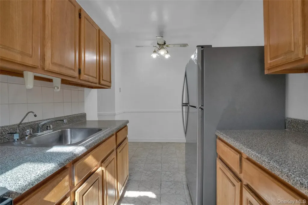 3840 Greystone Avenue Bronx NY 10463