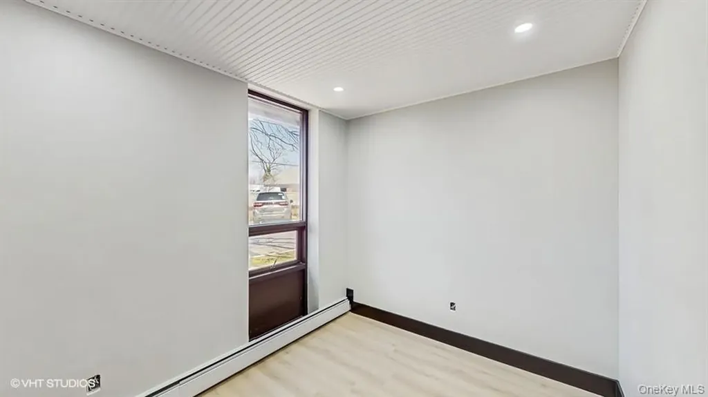 144 Grove Avenue Cedarhurst NY 11516