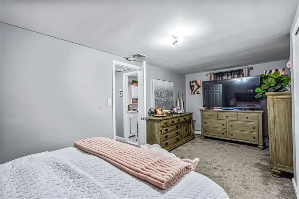 49 Madison Avenue Deer Park NY 11729