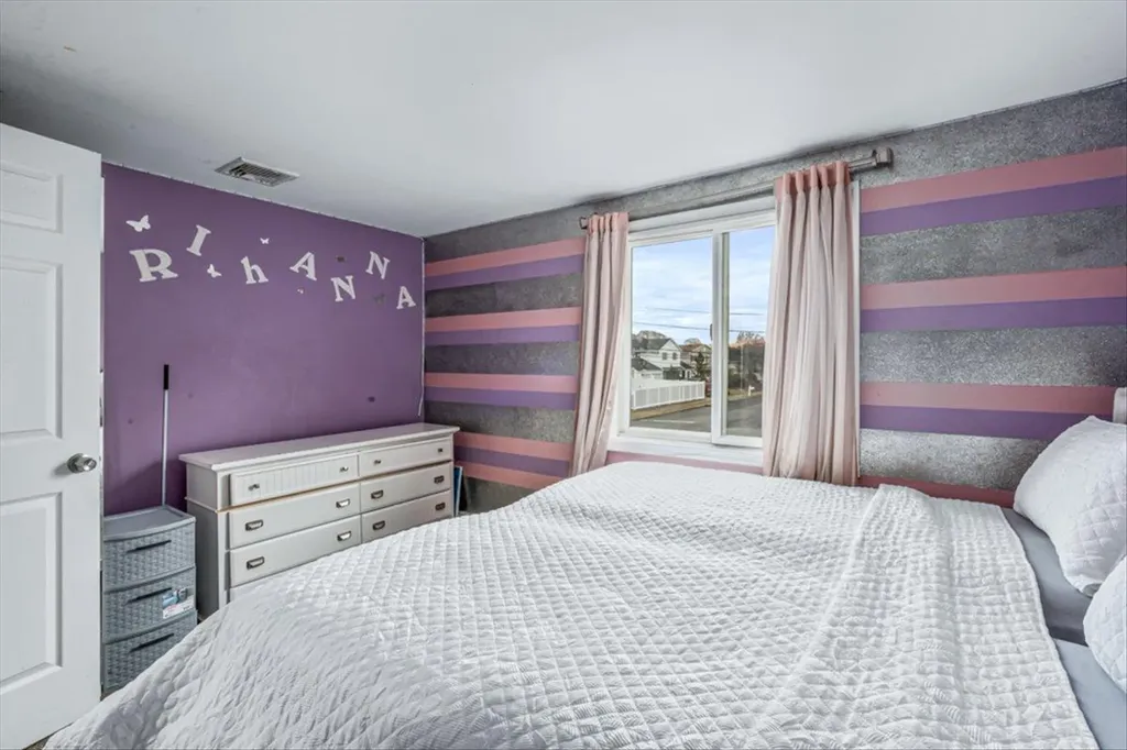 49 Madison Avenue Deer Park NY 11729