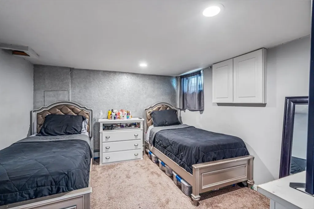 49 Madison Avenue Deer Park NY 11729