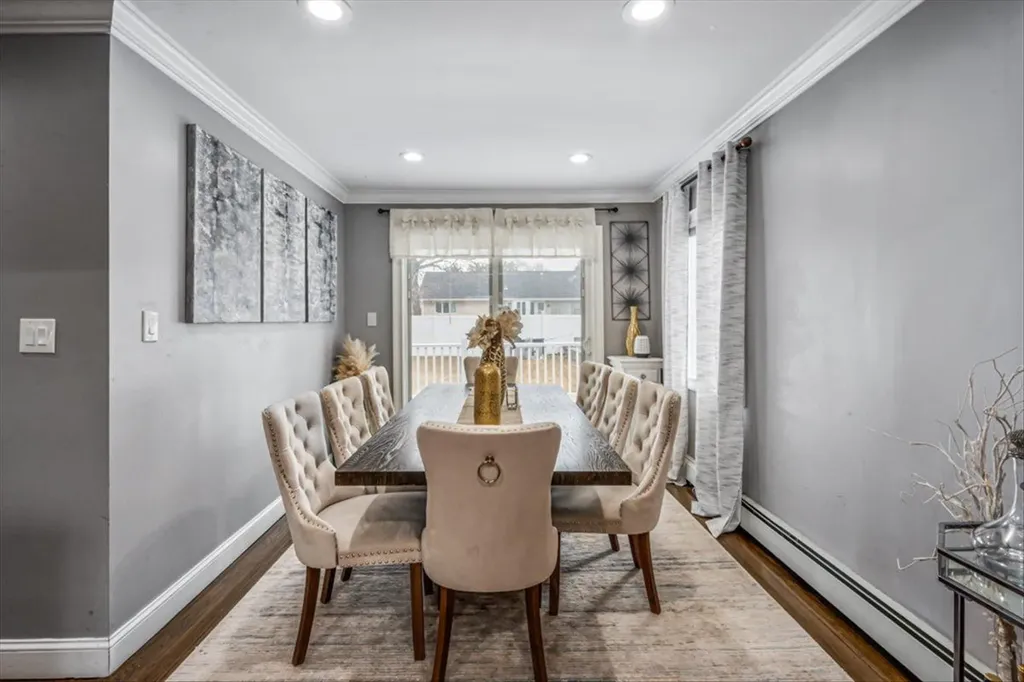 49 Madison Avenue Deer Park NY 11729