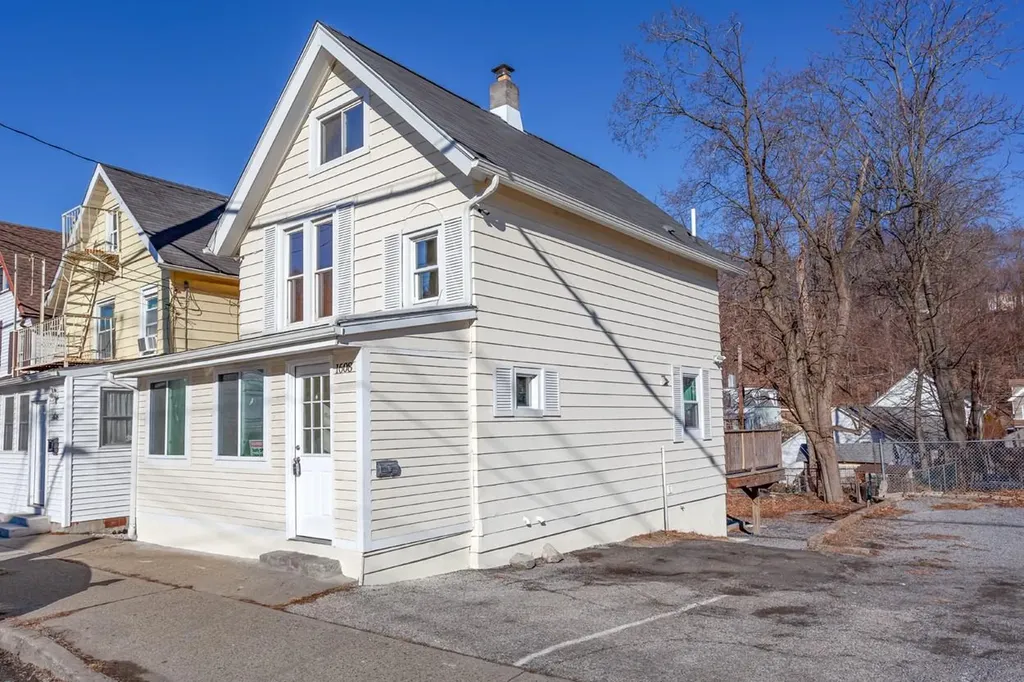 1608 Park Street Peekskill NY 10566