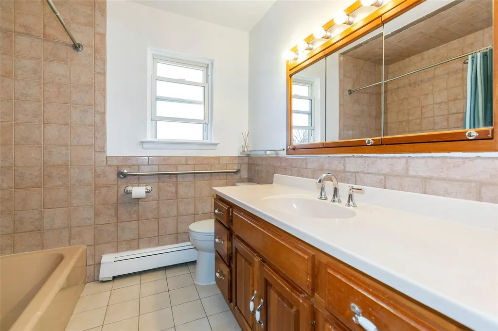 119 Forest Drive Jericho NY 11753