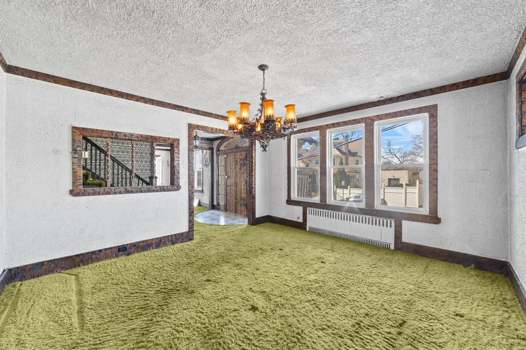 20 Lewis Parkway Yonkers NY 10705