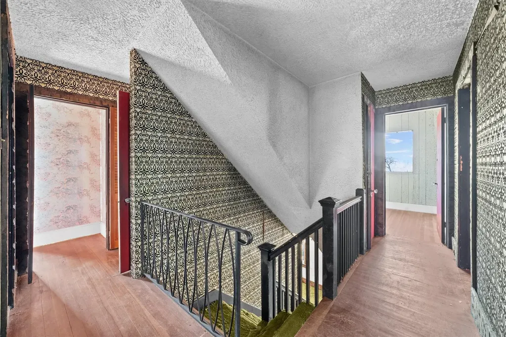 20 Lewis Parkway Yonkers NY 10705