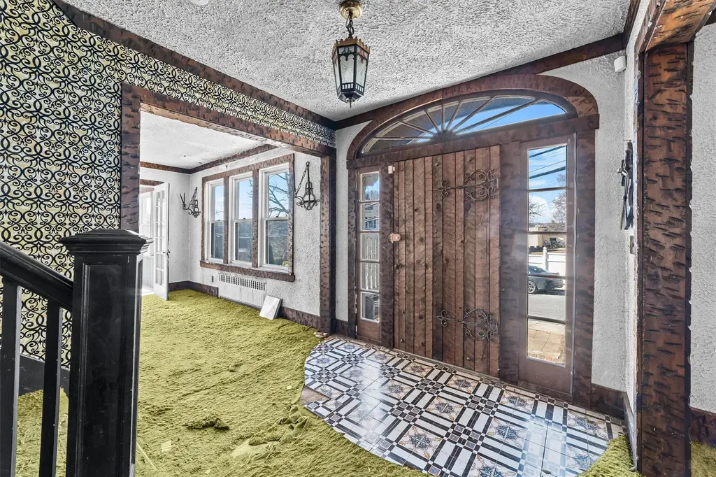 20 Lewis Parkway Yonkers NY 10705
