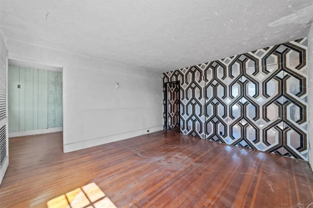 20 Lewis Parkway Yonkers NY 10705
