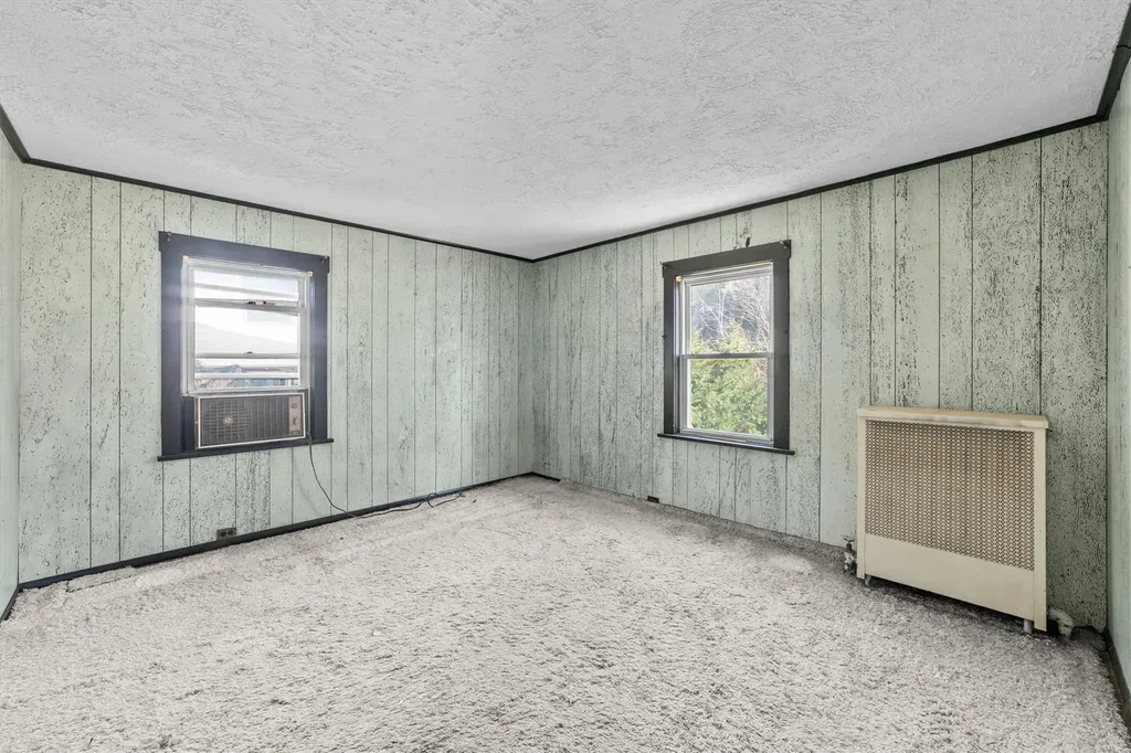 20 Lewis Parkway Yonkers NY 10705