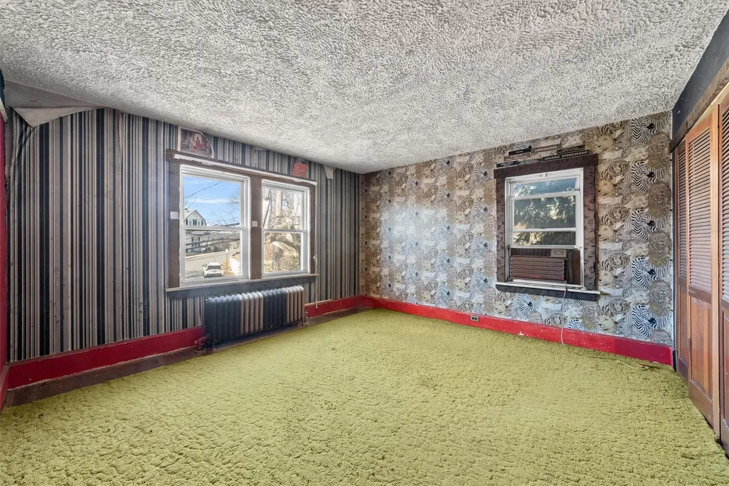 20 Lewis Parkway Yonkers NY 10705