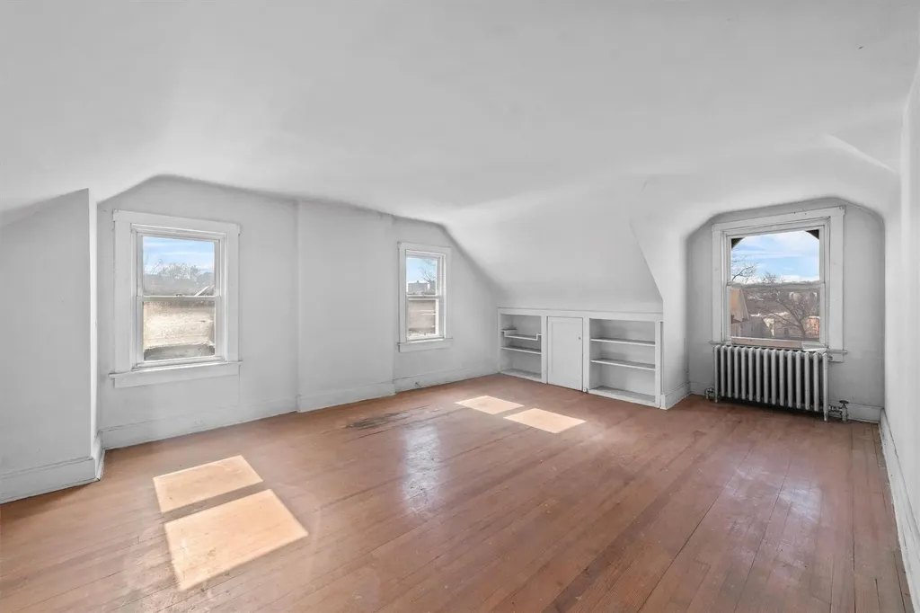 20 Lewis Parkway Yonkers NY 10705