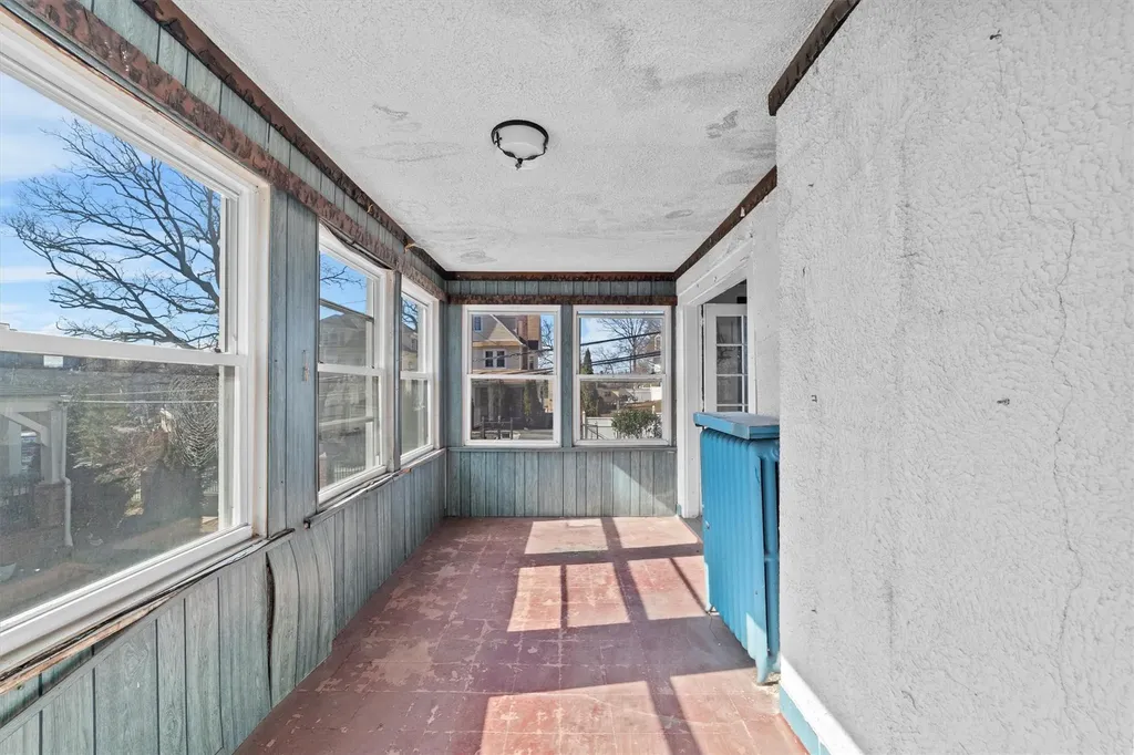 20 Lewis Parkway Yonkers NY 10705