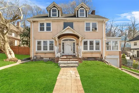 20 Lewis Parkway Yonkers NY 10705