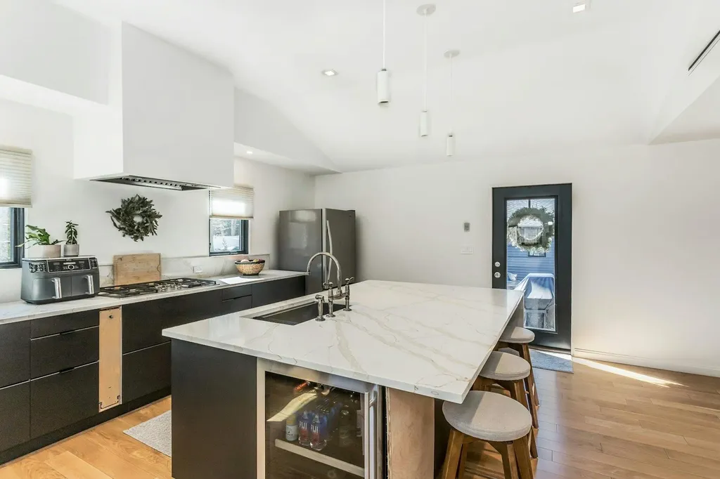 709 Parkside Boulevard Massapequa NY 11758