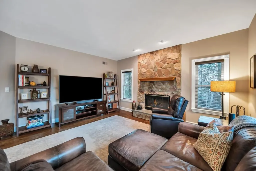 30 Ridgefield Drive Shoreham NY 11786