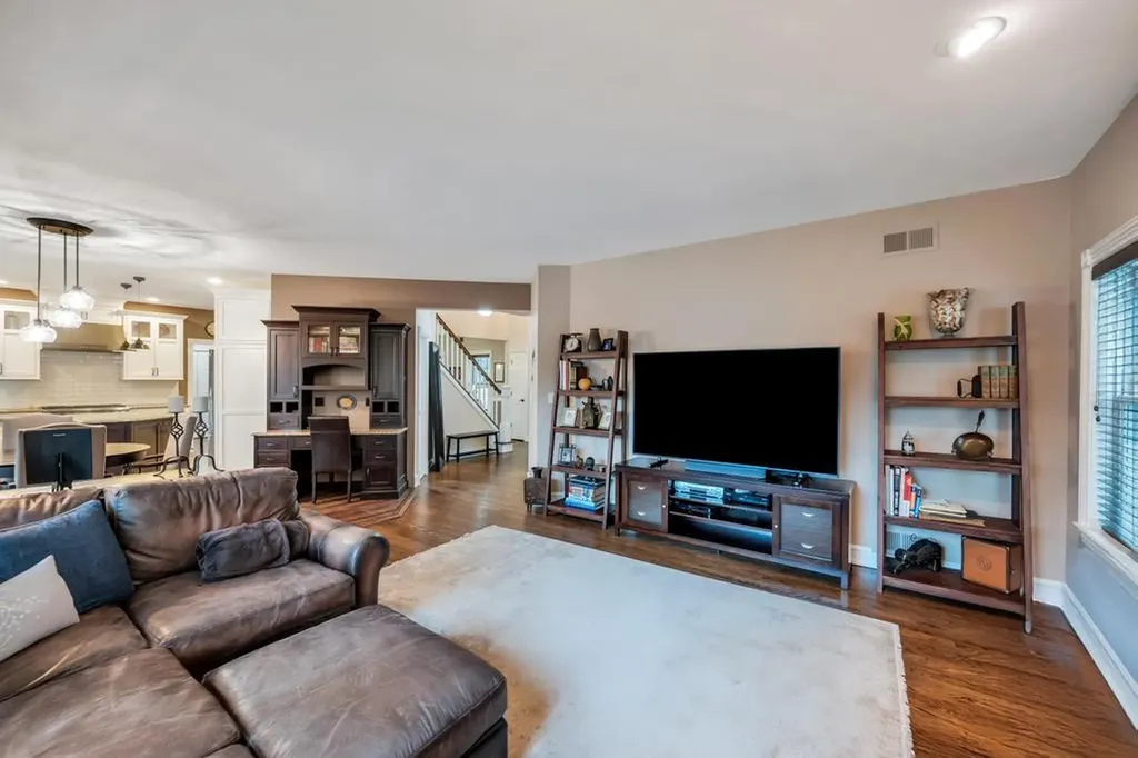 30 Ridgefield Drive Shoreham NY 11786