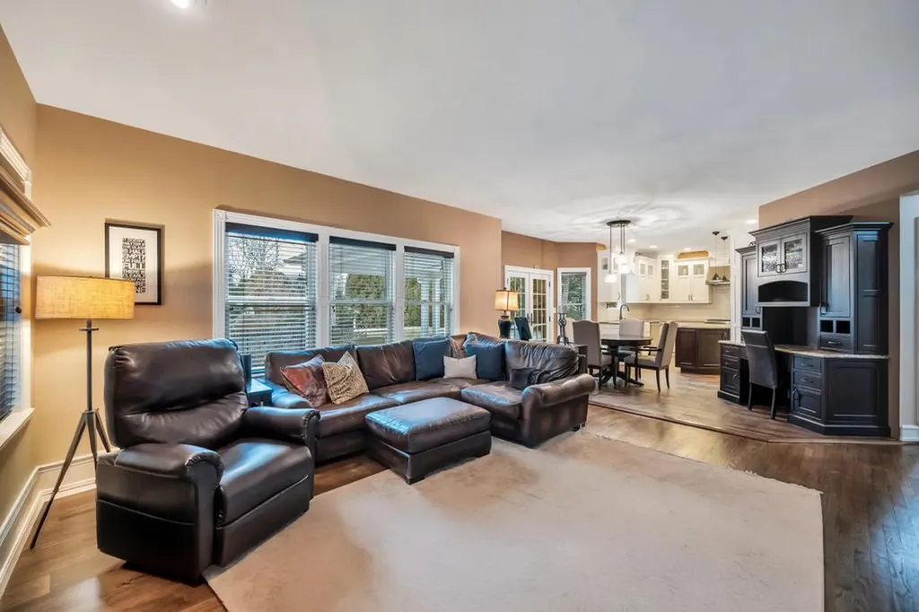 30 Ridgefield Drive Shoreham NY 11786