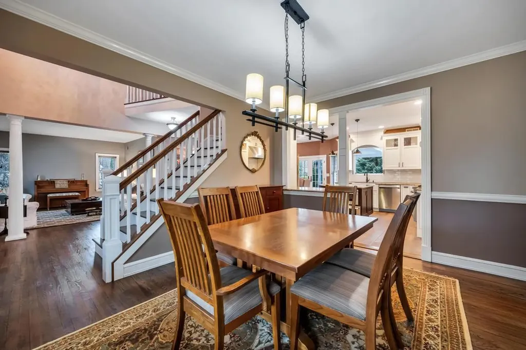 30 Ridgefield Drive Shoreham NY 11786