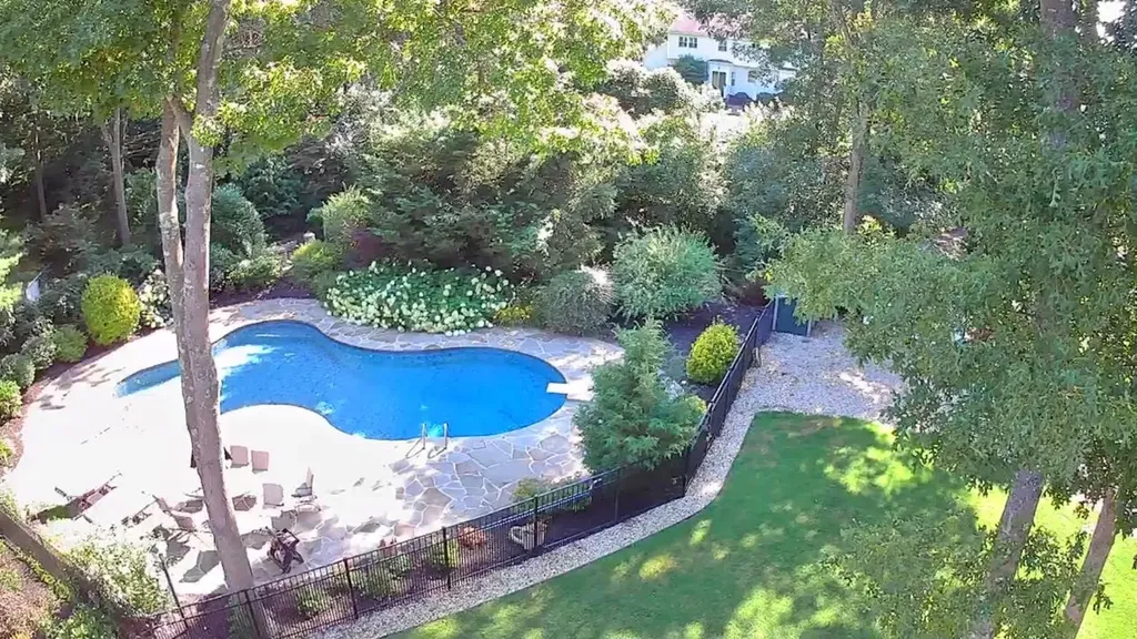 30 Ridgefield Drive Shoreham NY 11786