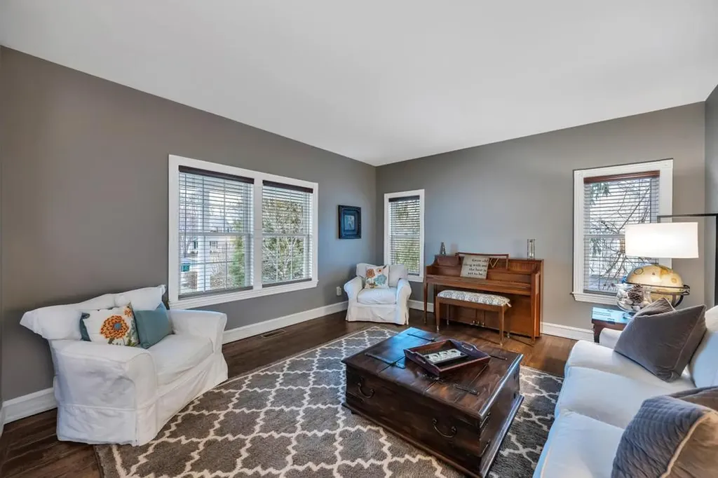 30 Ridgefield Drive Shoreham NY 11786