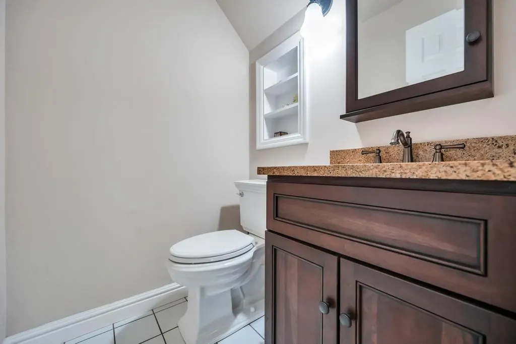 30 Ridgefield Drive Shoreham NY 11786