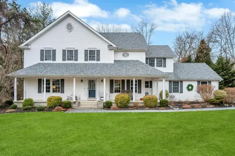 30 Ridgefield Drive Shoreham NY 11786
